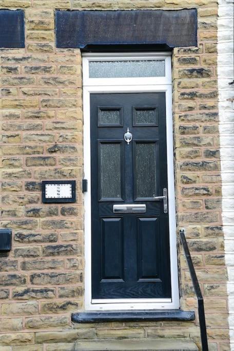 Appartement Delightful 2 Bed Town Centre House, Sleeps 4 à Barnsley Extérieur photo